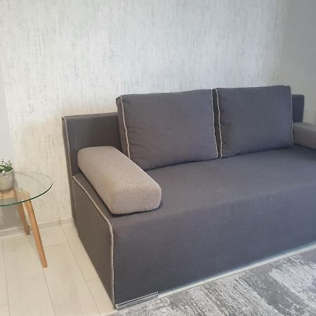 Квартира В Новобудові Appartement Loetsk Buitenkant foto