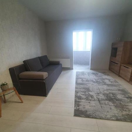 Квартира В Новобудові Appartement Loetsk Buitenkant foto