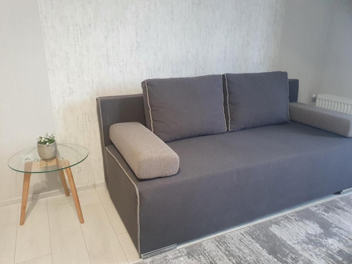 Квартира В Новобудові Appartement Loetsk Buitenkant foto