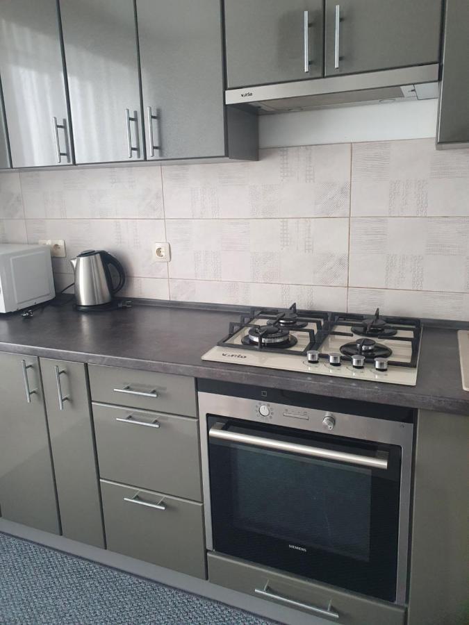 Квартира В Новобудові Appartement Loetsk Buitenkant foto